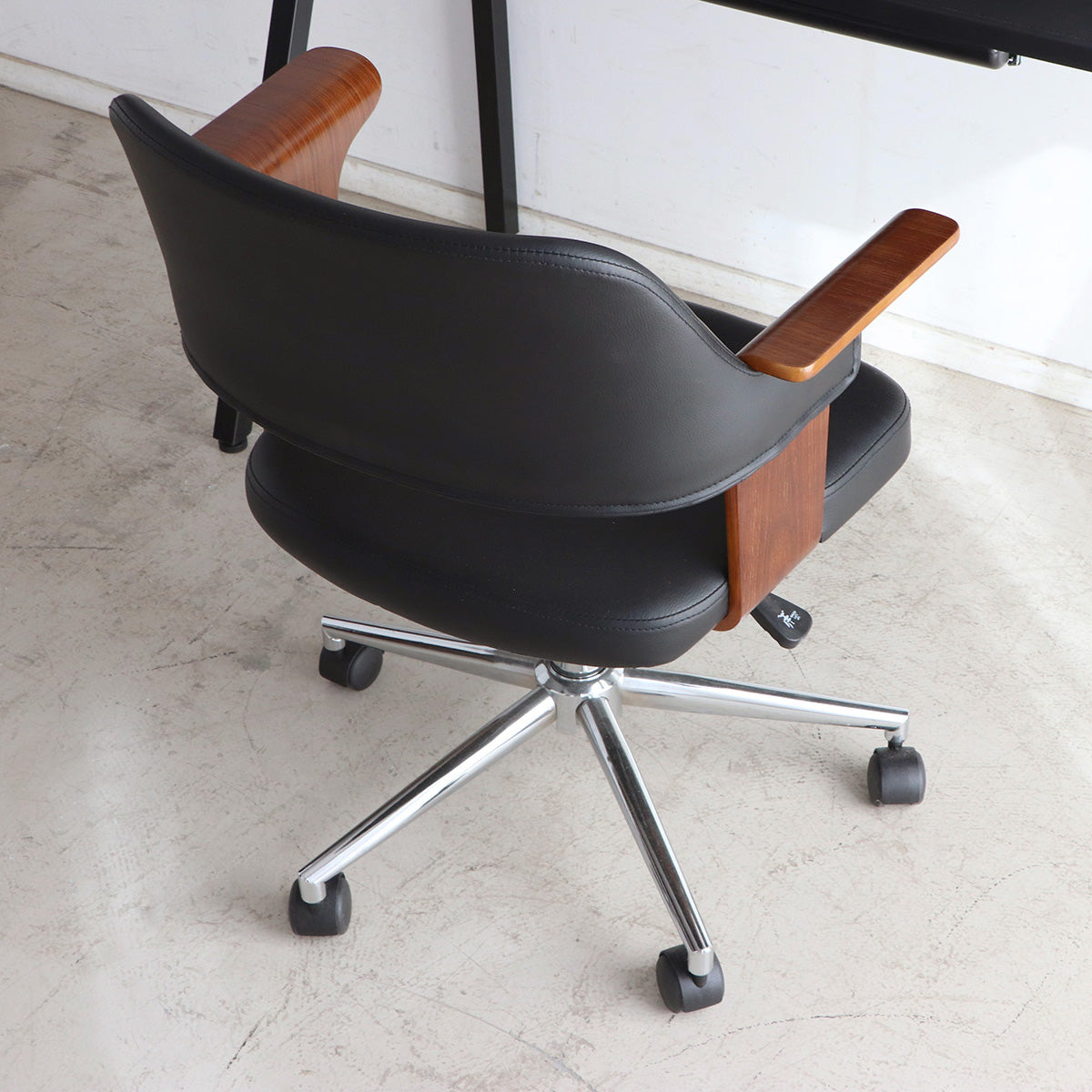 EIR オフィスチェア