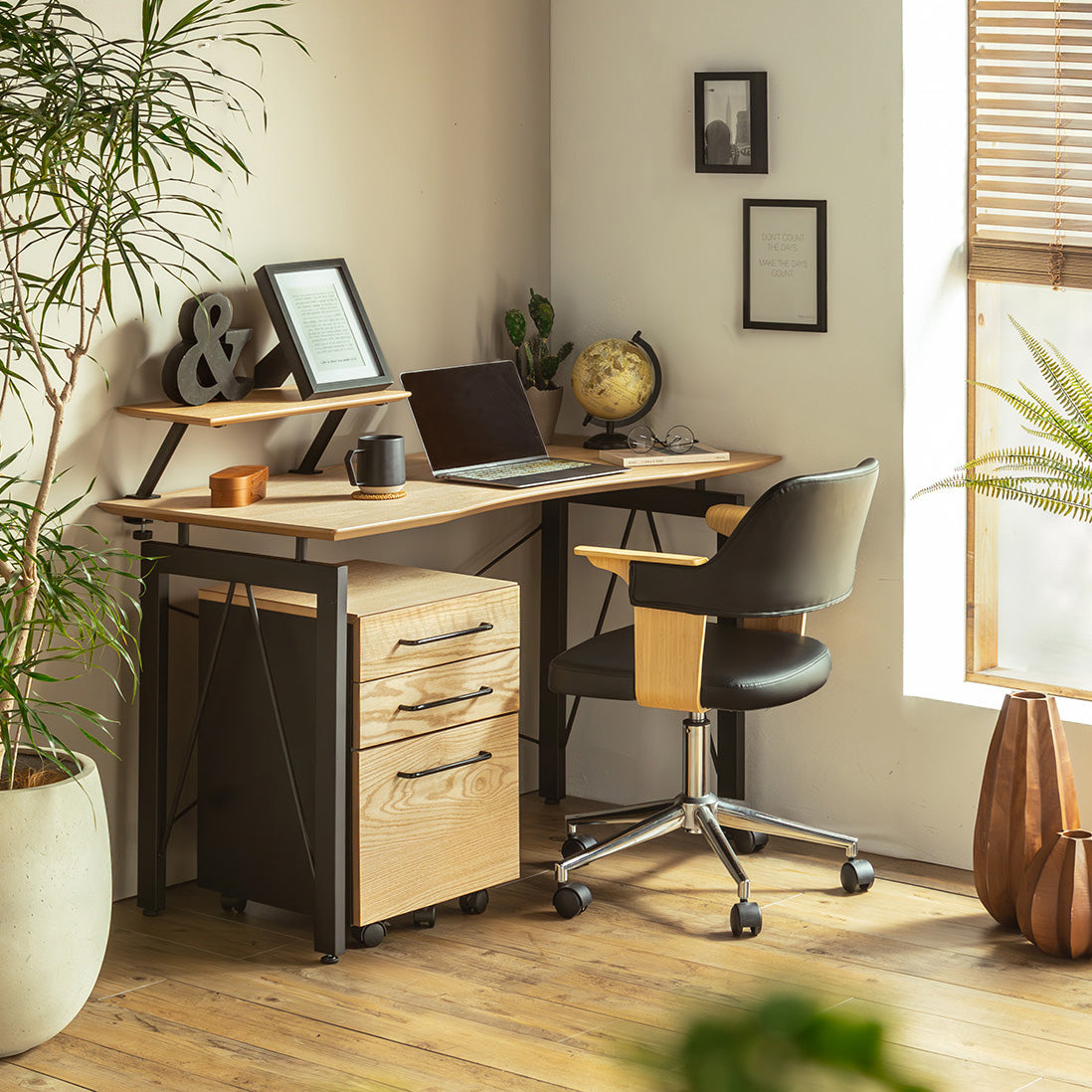 EIR オフィスチェア