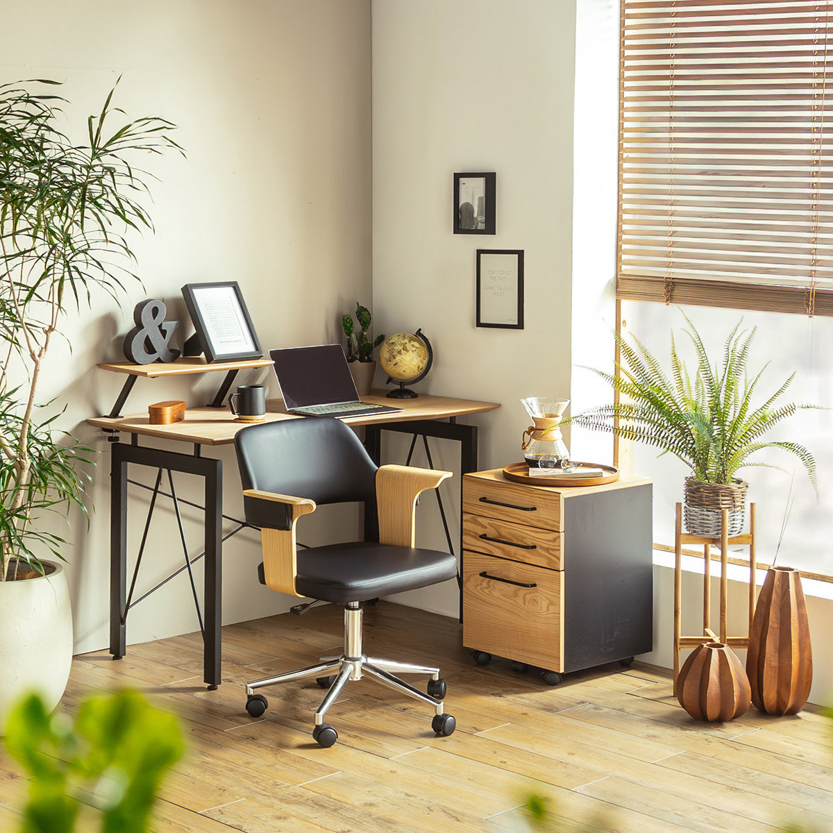 EIR オフィスチェア